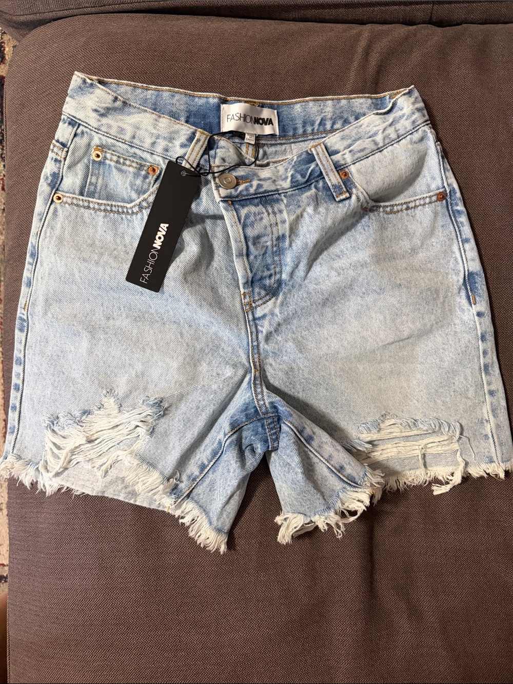 Fashion Nova Light Wash Distressed Denim Shorts - Pale Blue